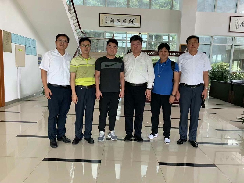 中新華美同客戶青島國恩科技股份有限公司拜訪鎮(zhèn)江奇美，洽談塑料原材料供應(yīng)細節(jié)