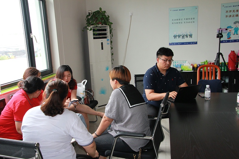 在答疑解惑中共同學習、共同成長