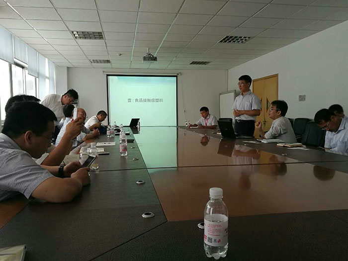奇美研發(fā)團(tuán)隊(duì)與澳柯瑪技術(shù)團(tuán)隊(duì)交流02 奇美研發(fā)團(tuán)隊(duì)與澳柯瑪技術(shù)團(tuán)隊(duì)交流02